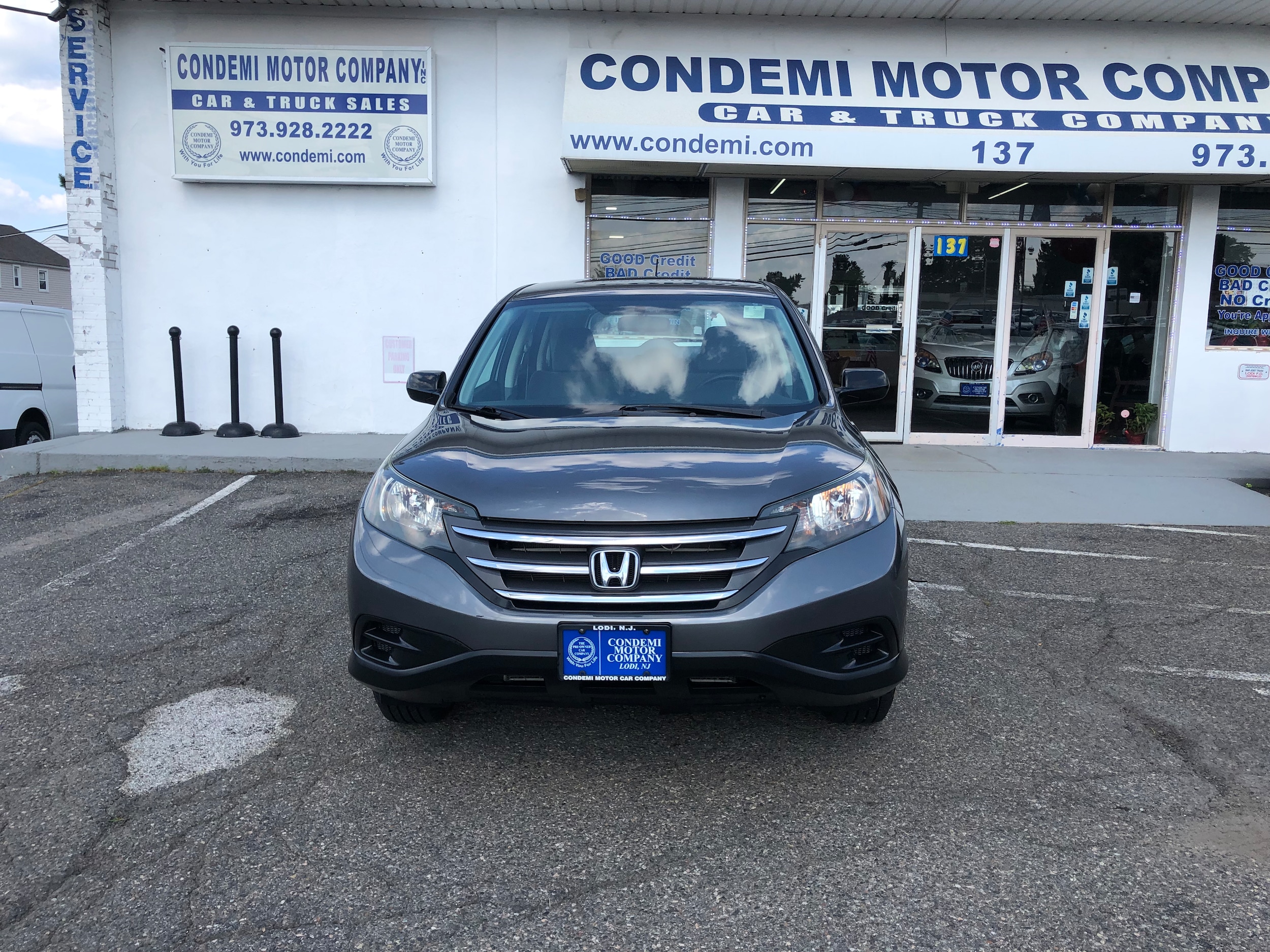 Used 2013 Honda CR-V LX with VIN 2HKRM4H3XDH605282 for sale in Lodi, NJ