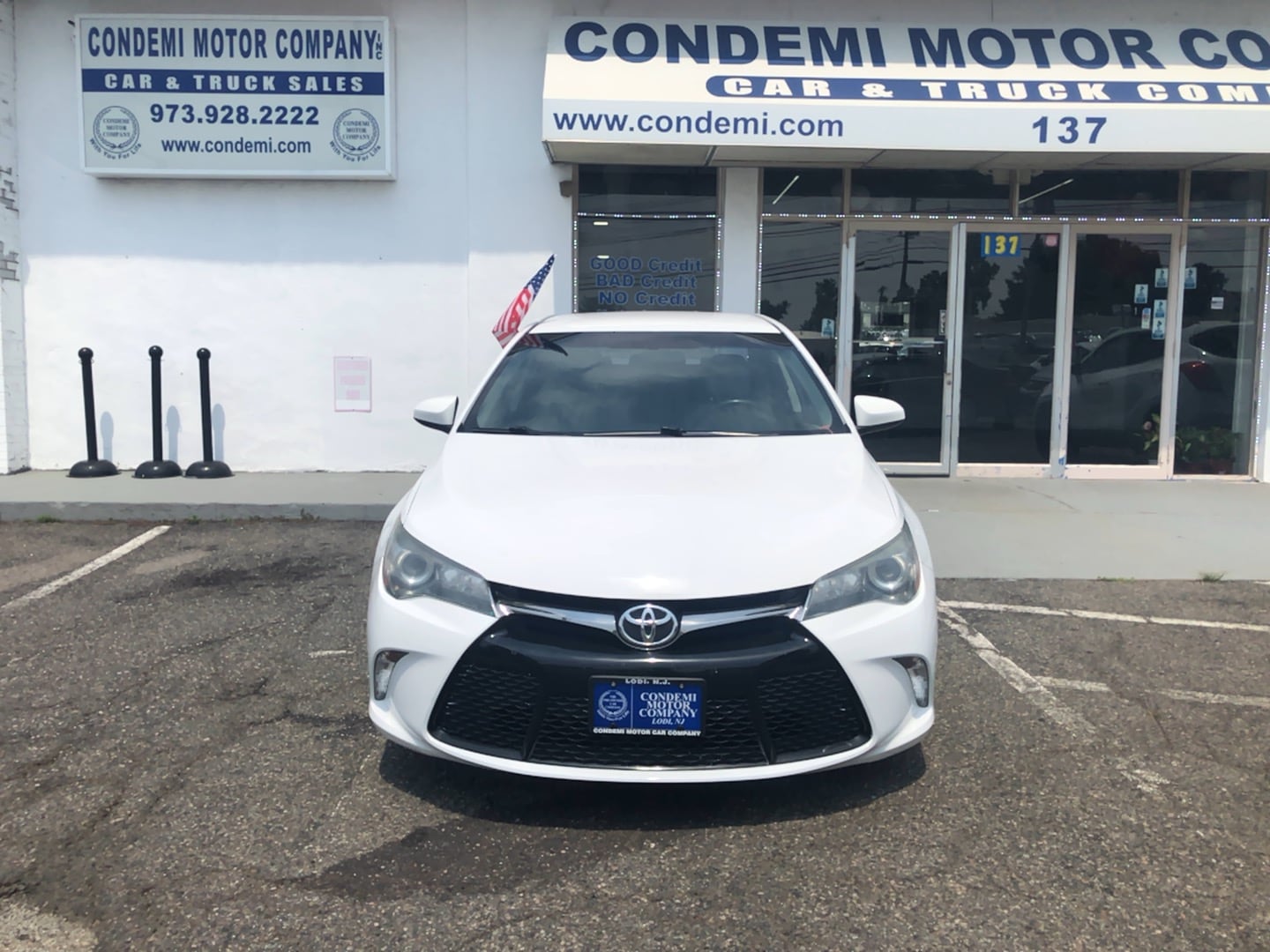 Used 2015 Toyota Camry SE with VIN 4T1BF1FK4FU474522 for sale in Lodi, NJ