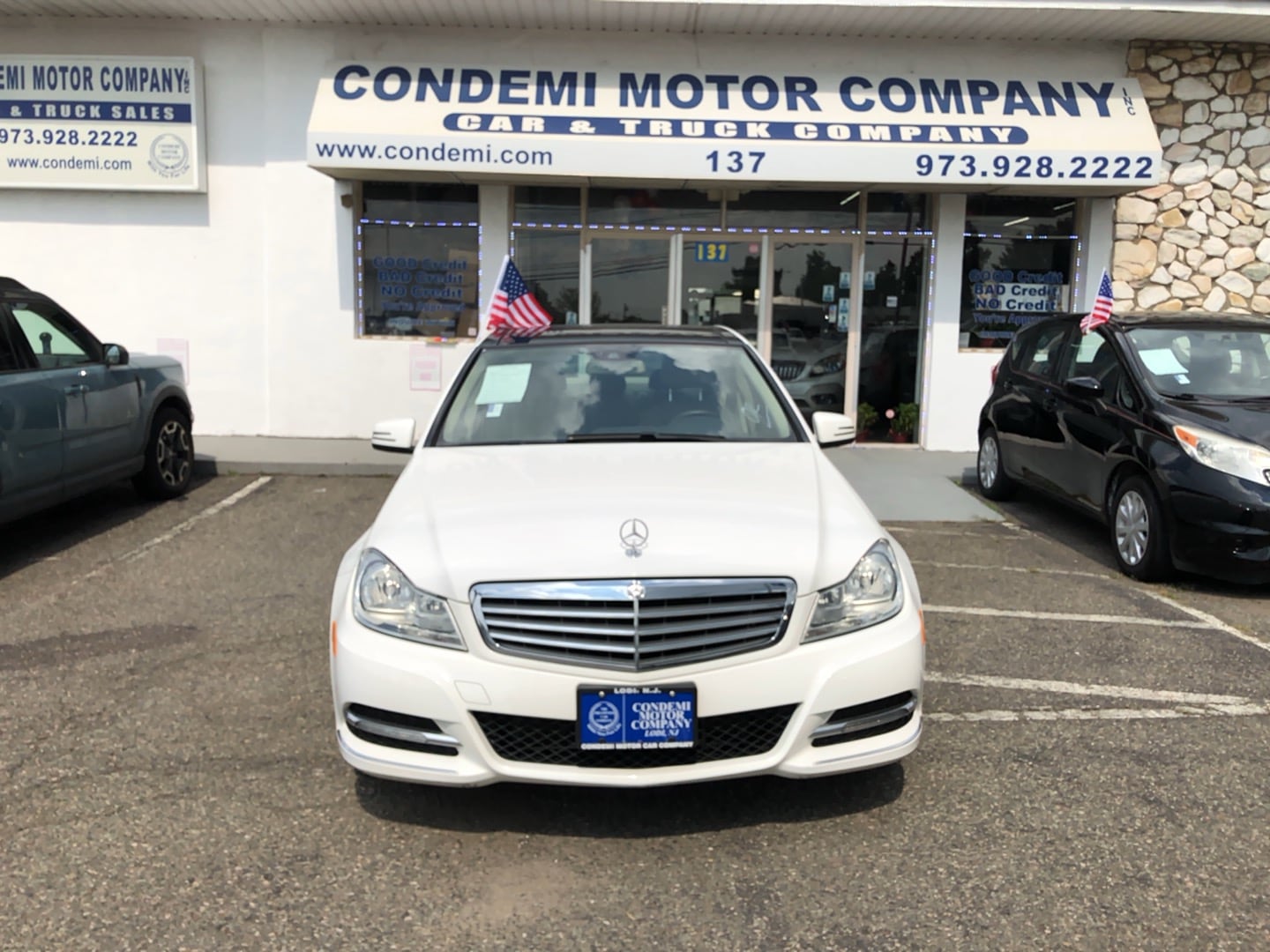 Used 2014 Mercedes-Benz C-Class C300 Luxury with VIN WDDGF8AB4EA911774 for sale in Lodi, NJ