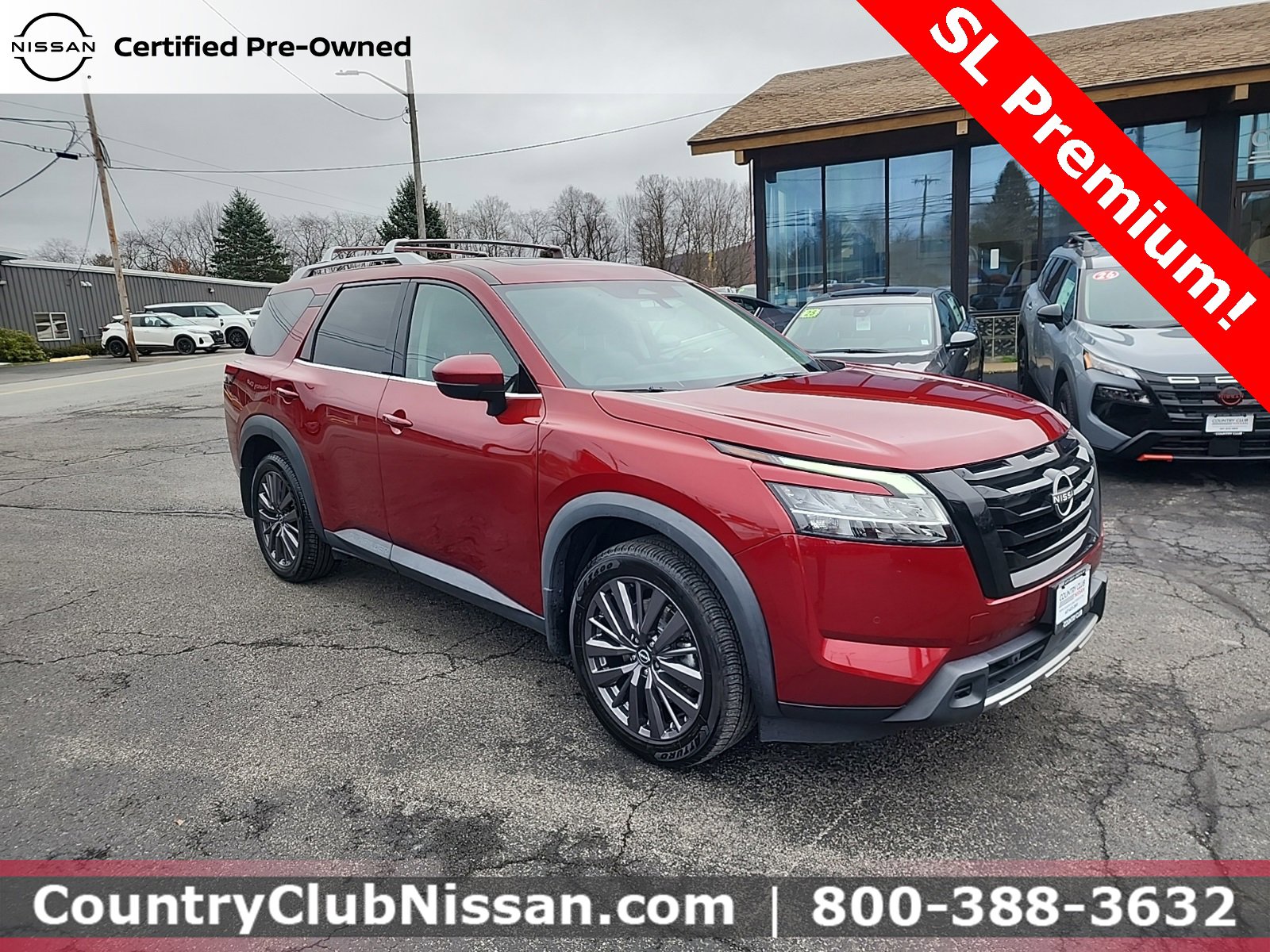 2023 Nissan Pathfinder SL's photo