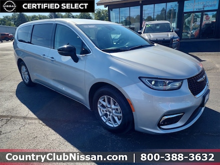 2024 Chrysler Pacifica Touring L Van Passenger Van