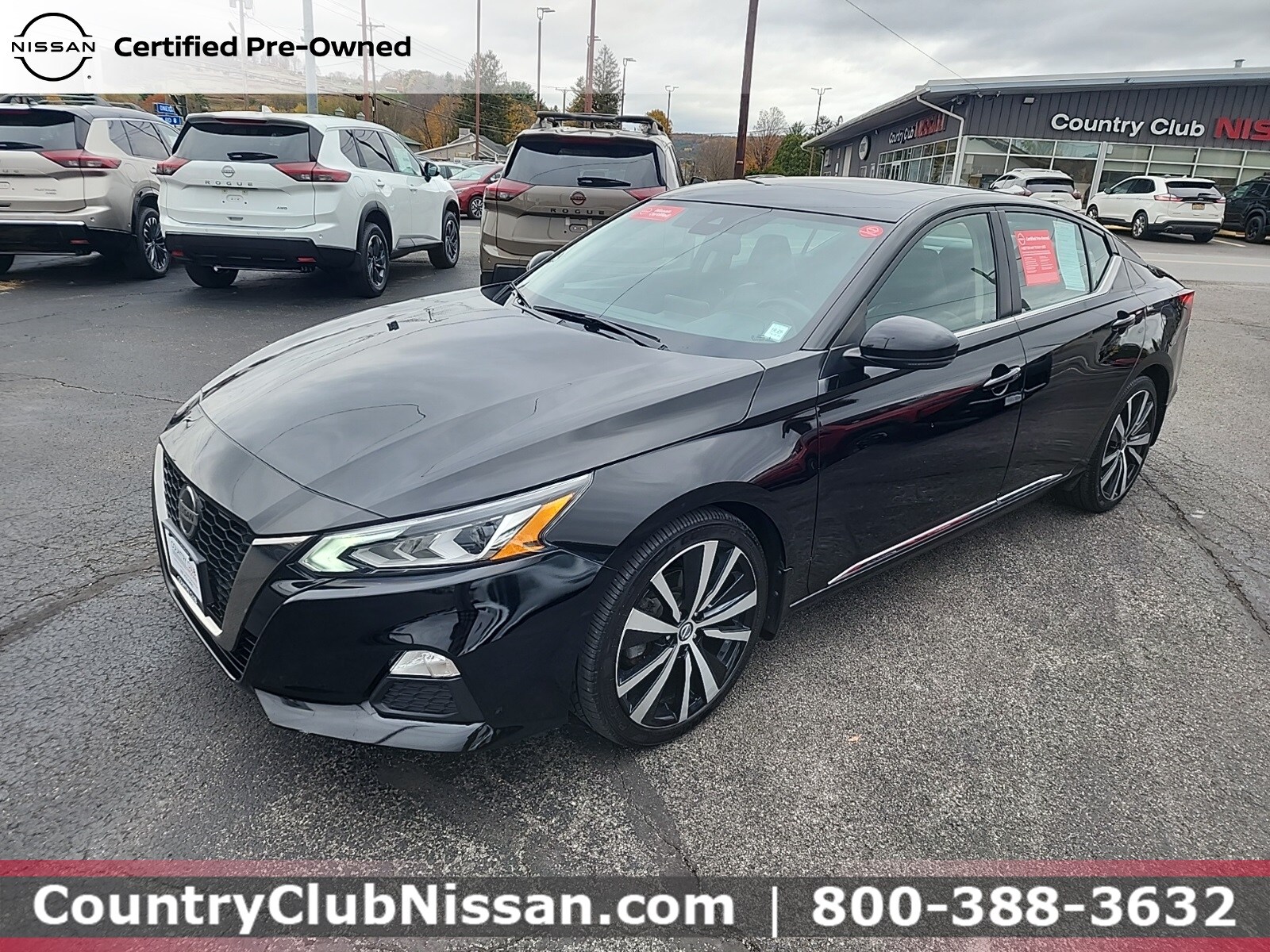 2022 Nissan Altima SR photo 4