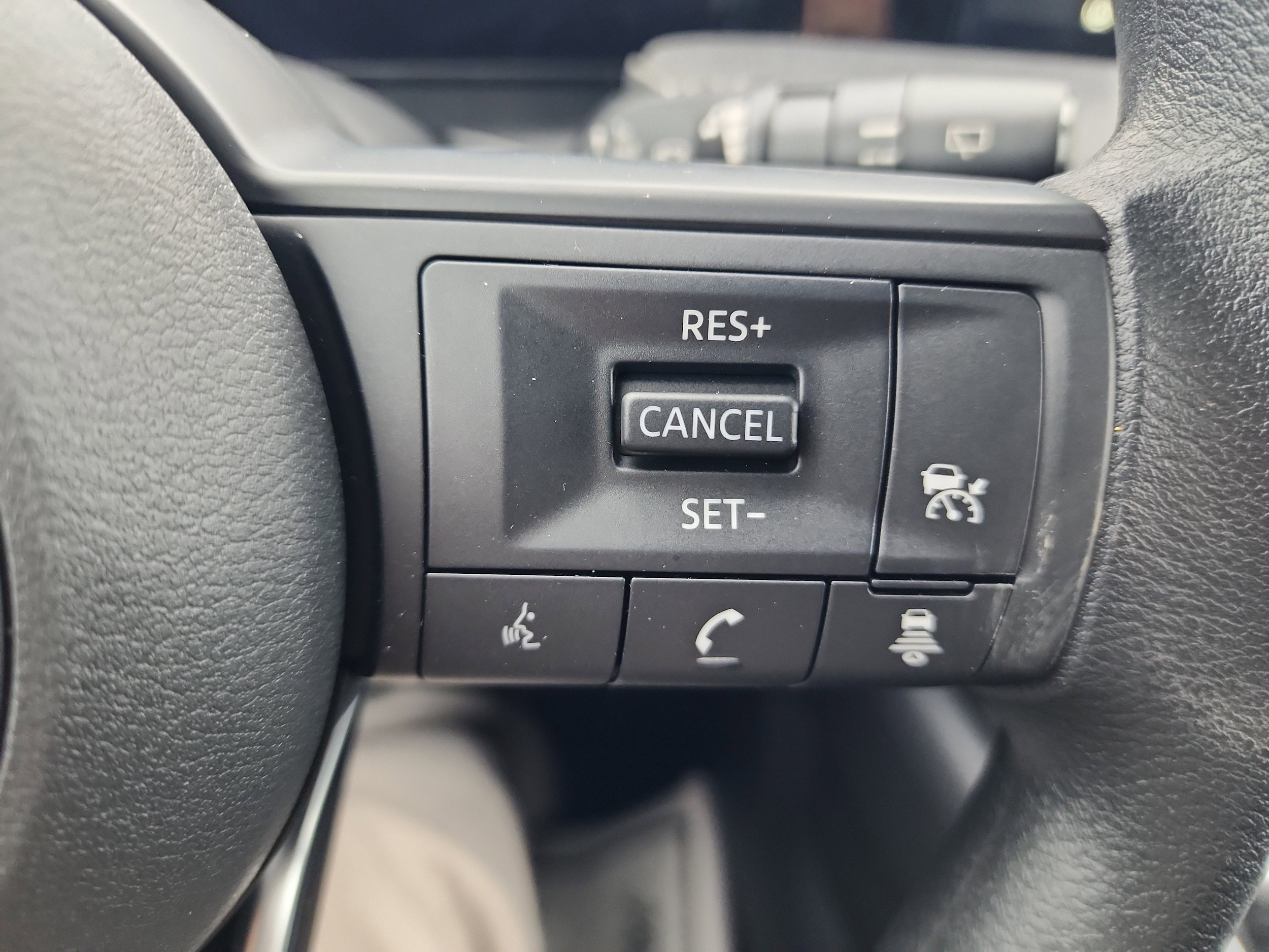 2026 Nissan KICKS S - Photo 17