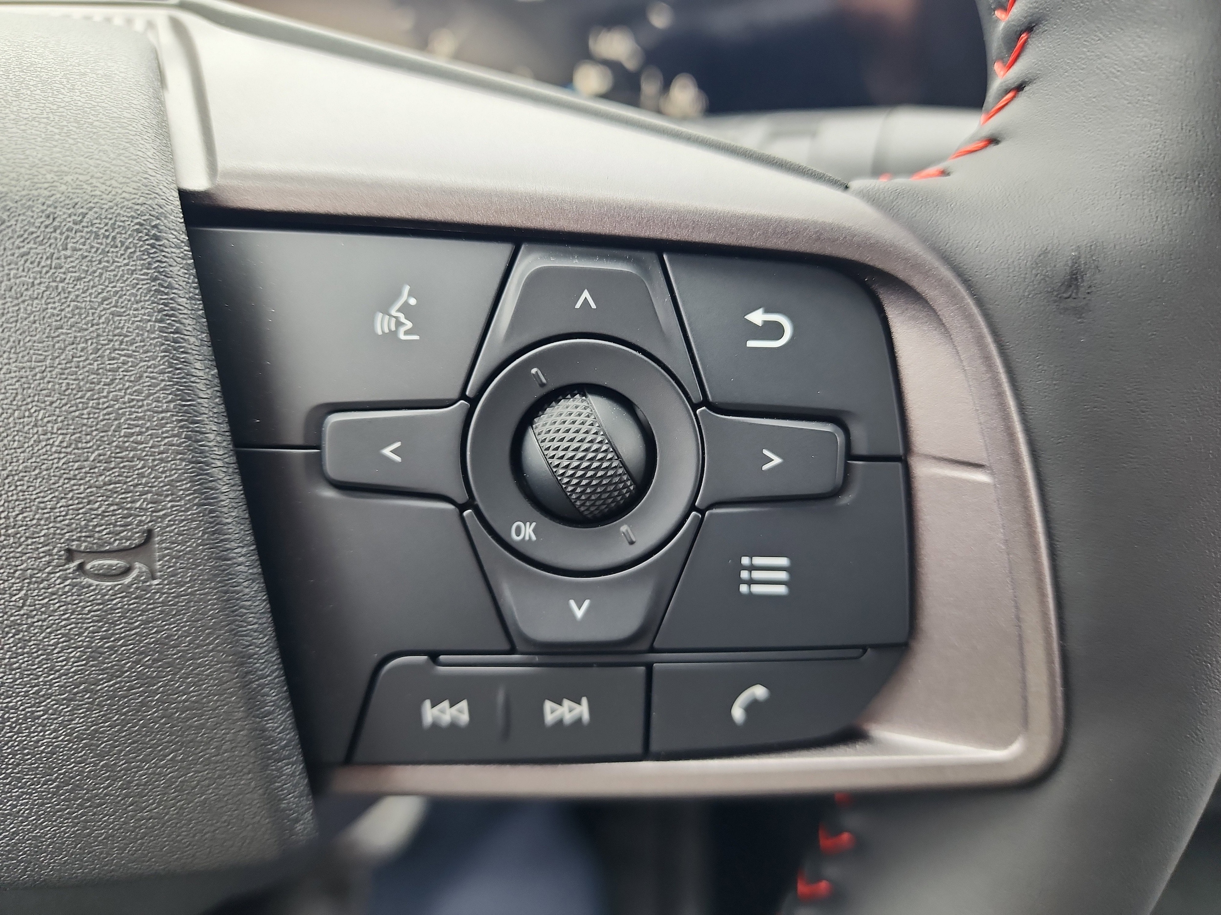 2026 Nissan Sentra SR - Photo 19