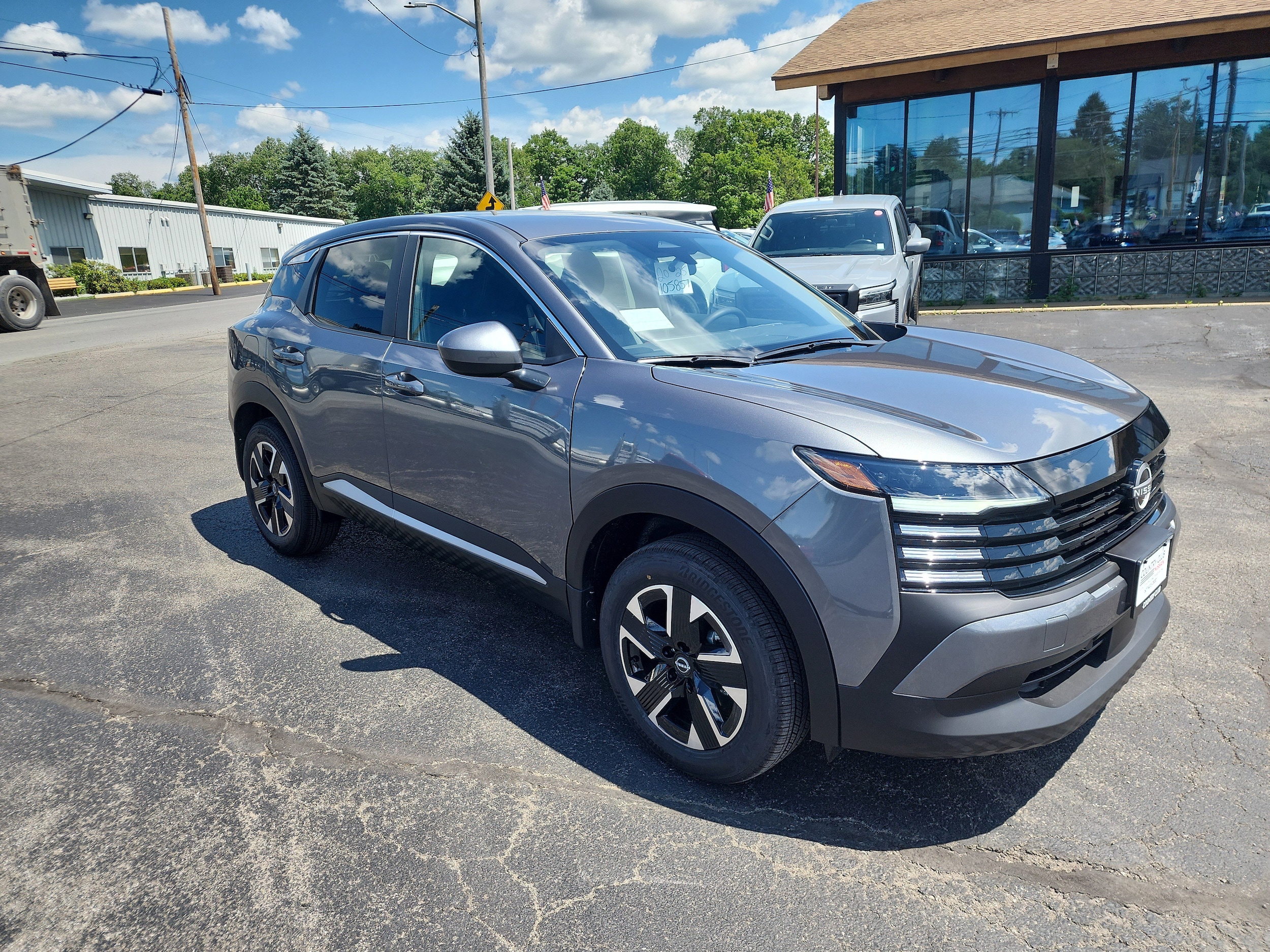2025 Nissan Kicks SV