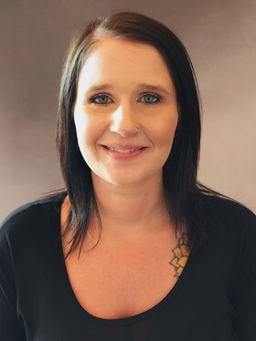 Staff member Shannon Bennett from fbbc5fdb4859