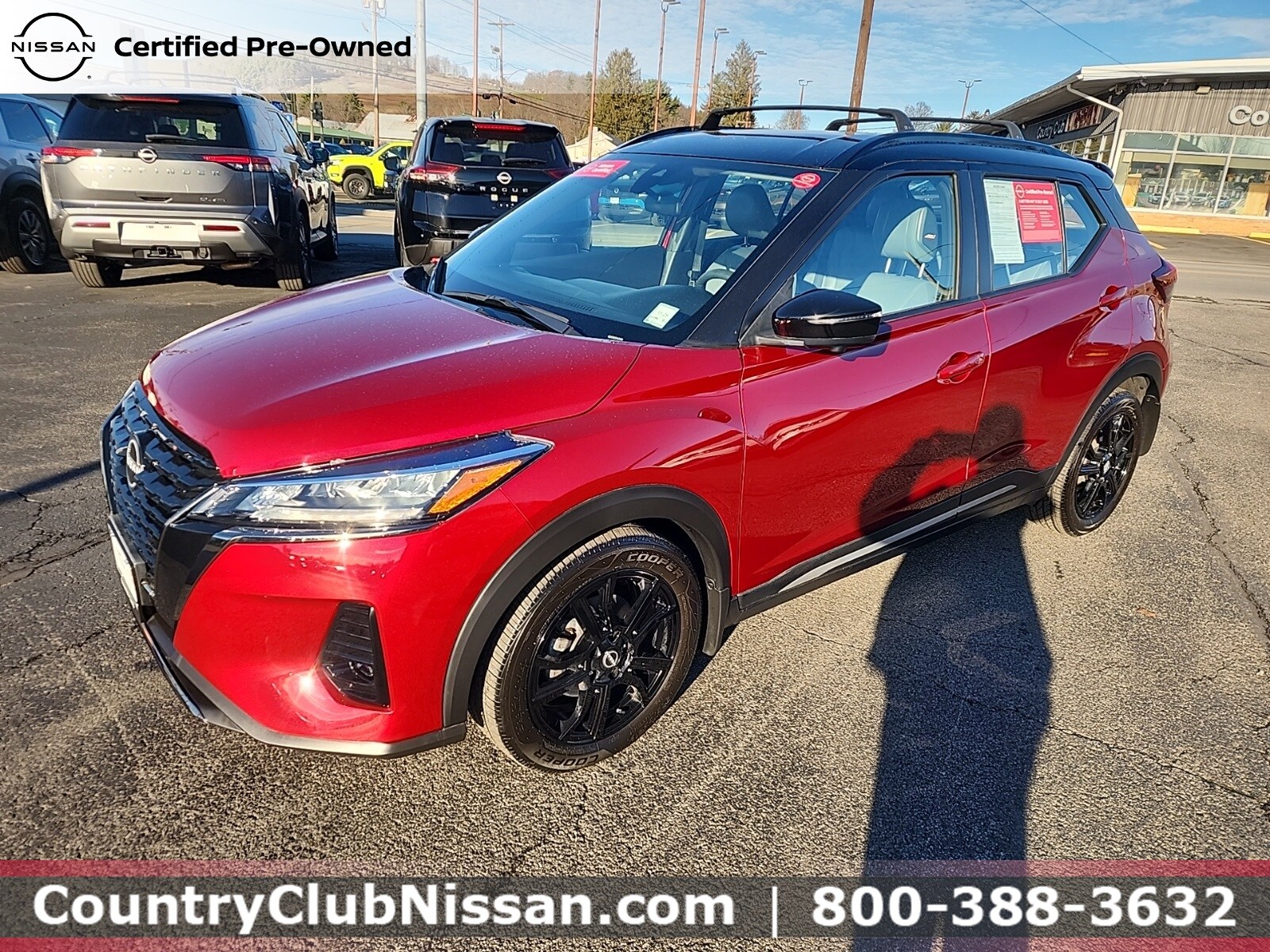 2023 Nissan Kicks SR photo 4