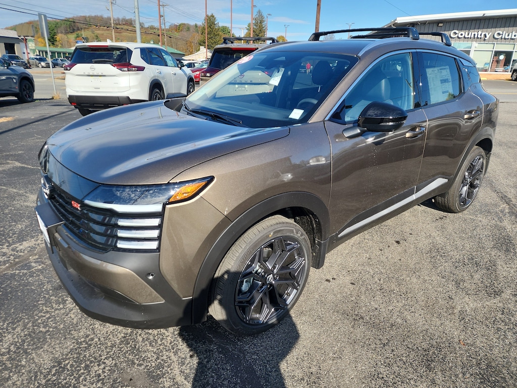 New 2026 Nissan Kicks SR SUV
