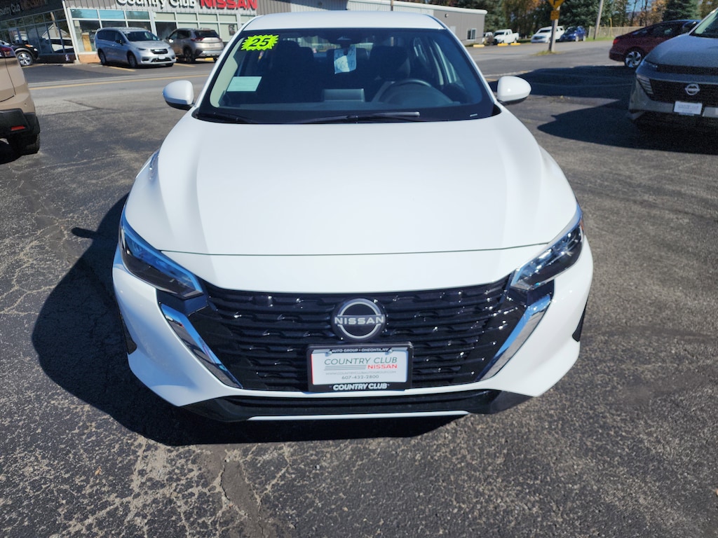 New 2025 Nissan Sentra SV Sedan