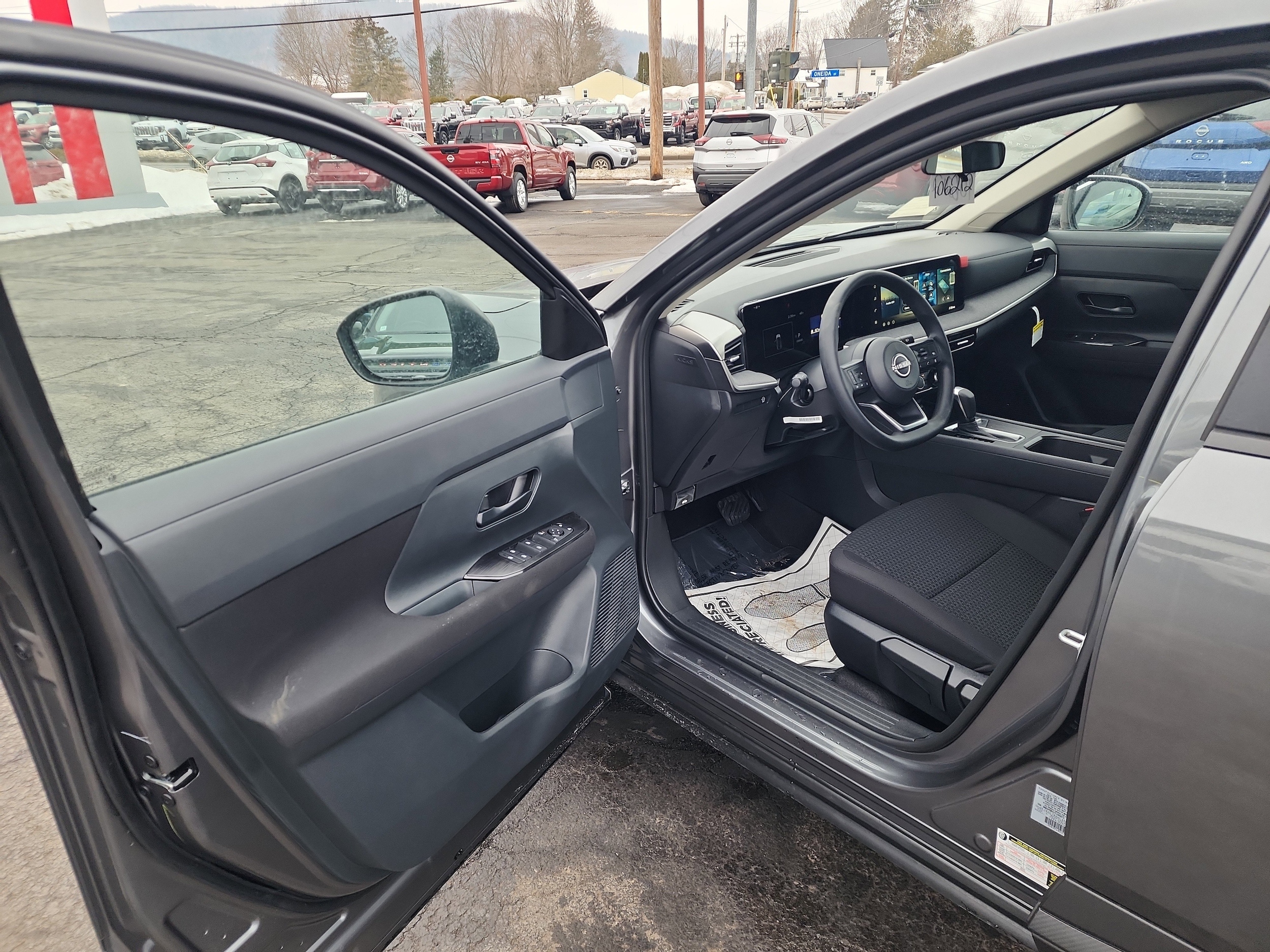 2026 Nissan KICKS S - Photo 10