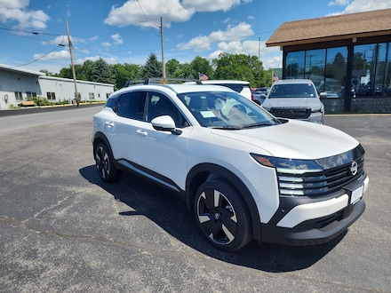 2025 Nissan Kicks SR SUV