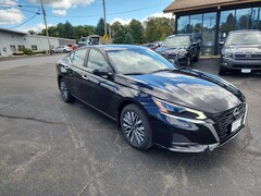 2025 Nissan Altima SV Sedan