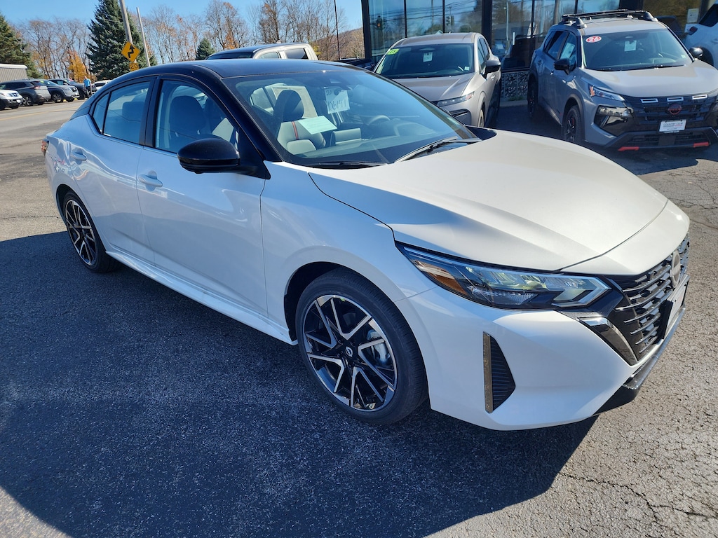 New 2025 Nissan Sentra SR Sedan