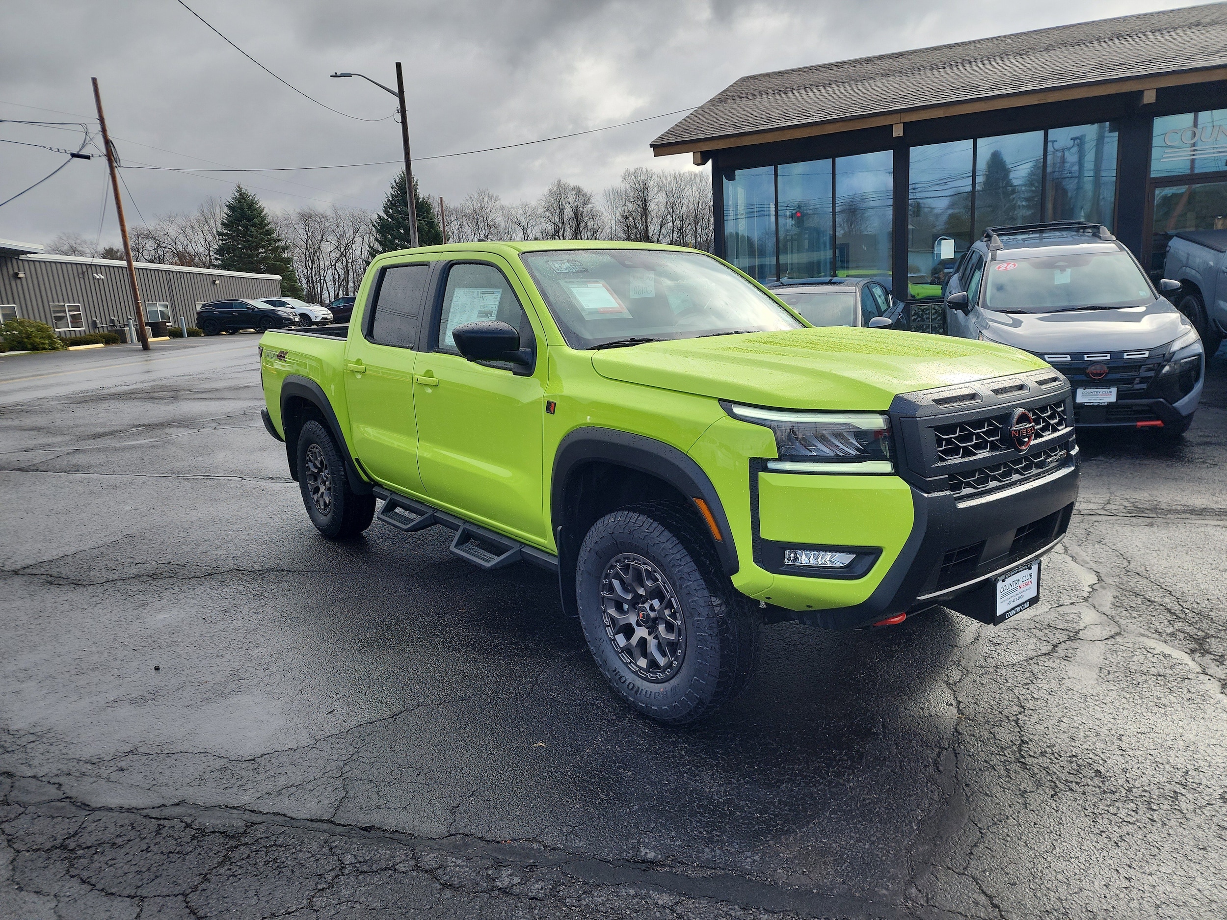 2026 Nissan Frontier PRO-4X's photo