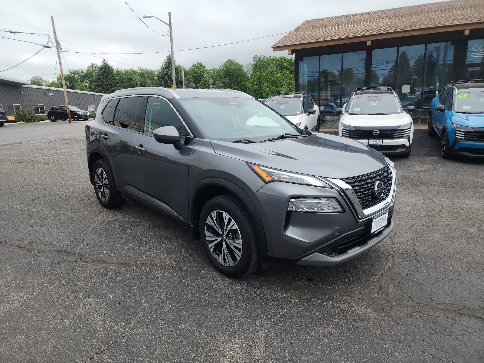 2021 Nissan Rogue SV AWD's photo