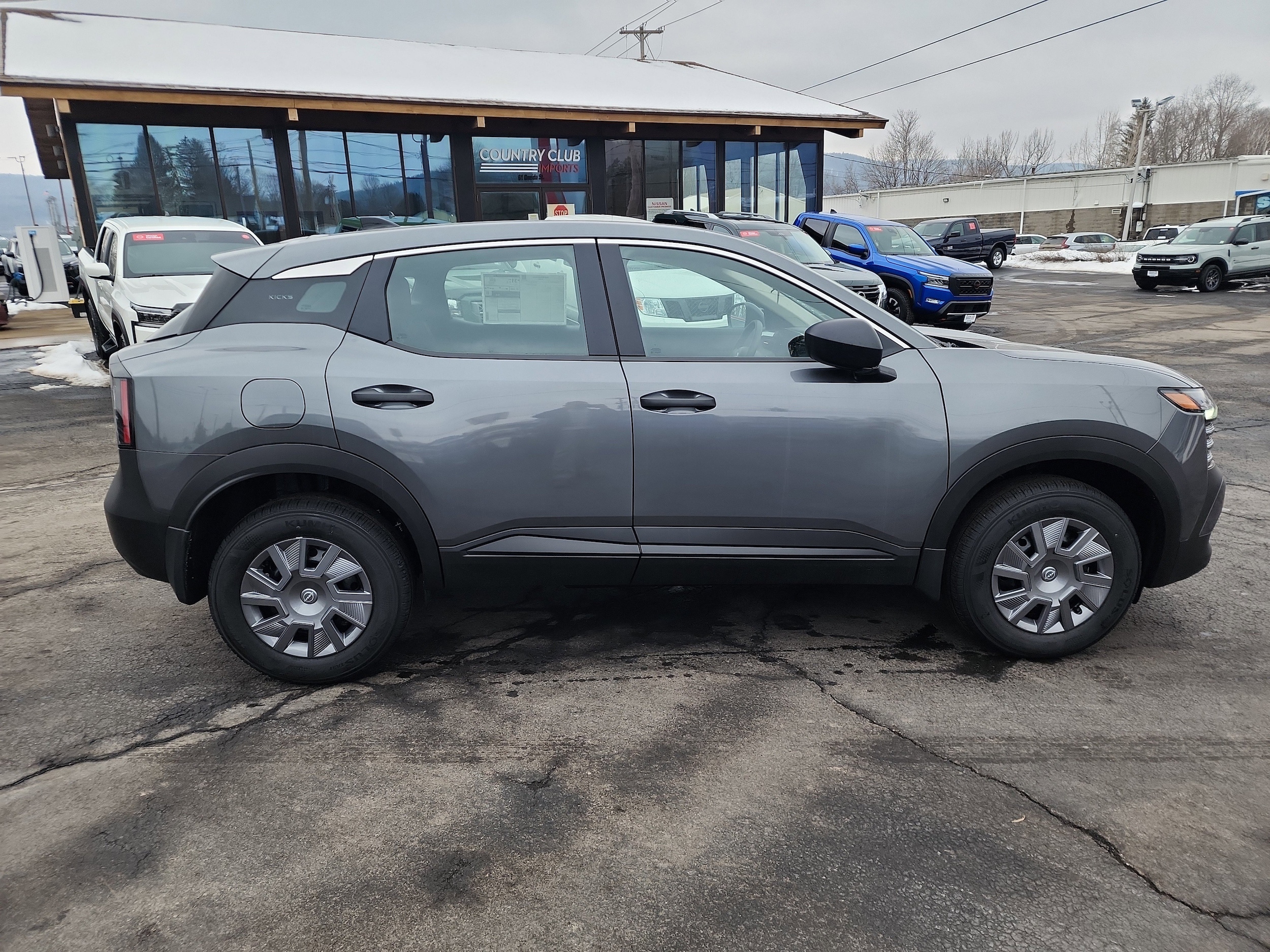 2026 Nissan KICKS S - Photo 9