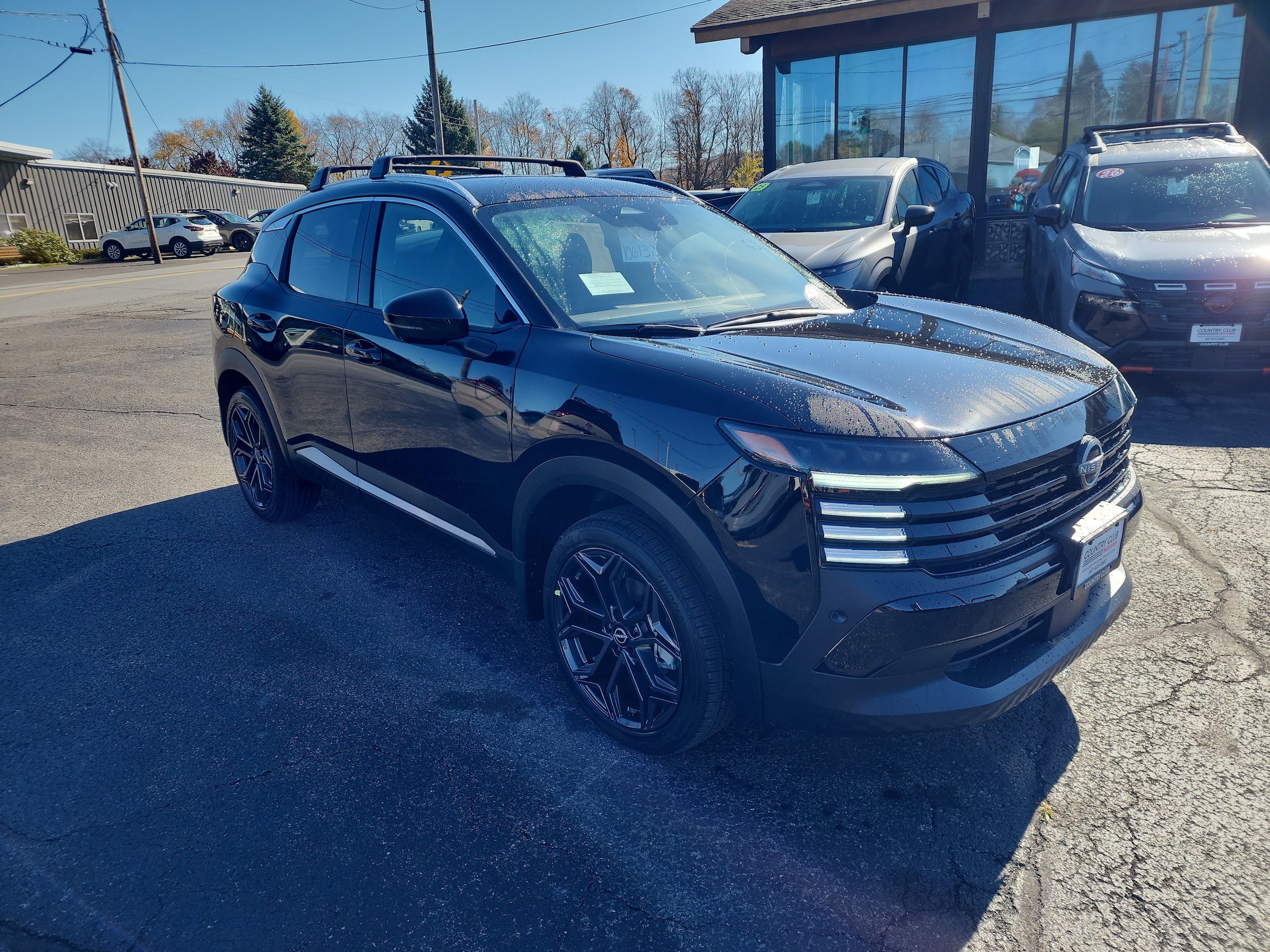 2026 Nissan KICKS SR AWD's photo