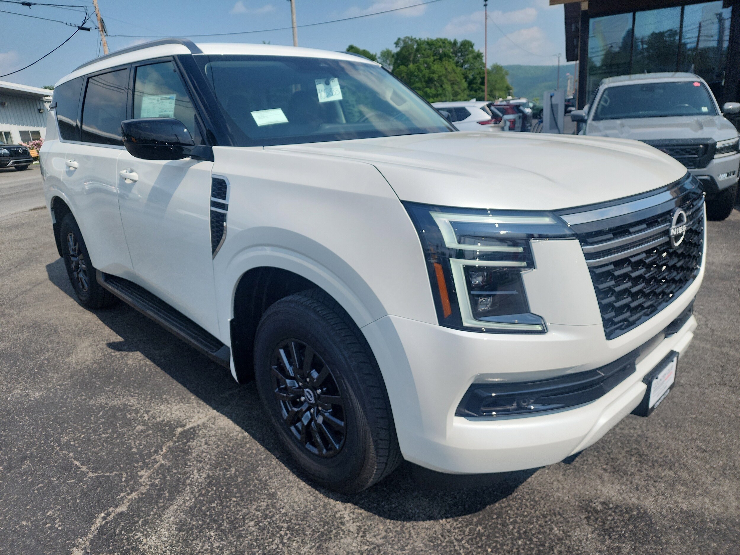 2025 Nissan Armada SV photo 2