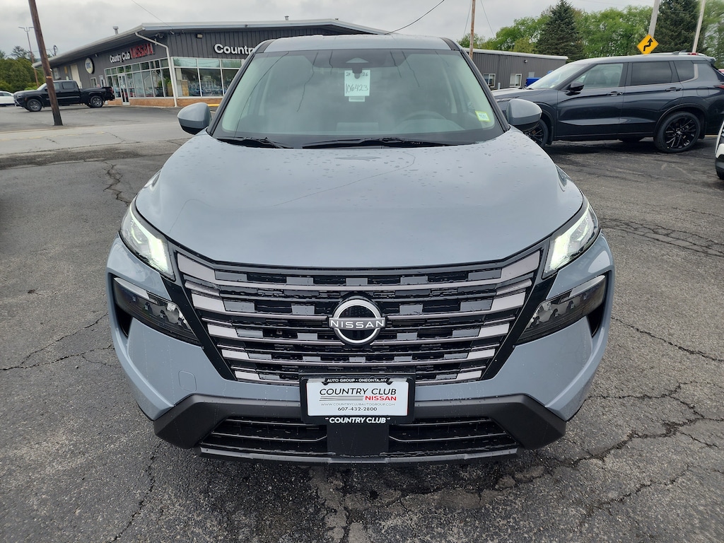 New 2026 Nissan Rogue SV SUV