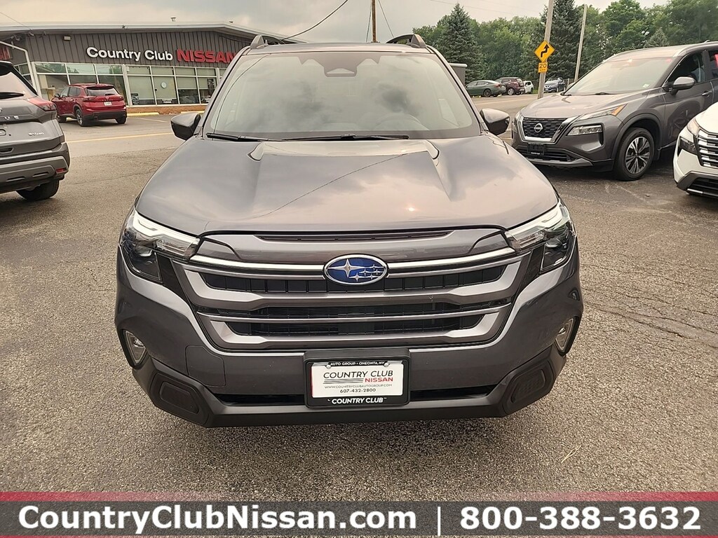 Used 2025 Subaru Forester Premium SUV