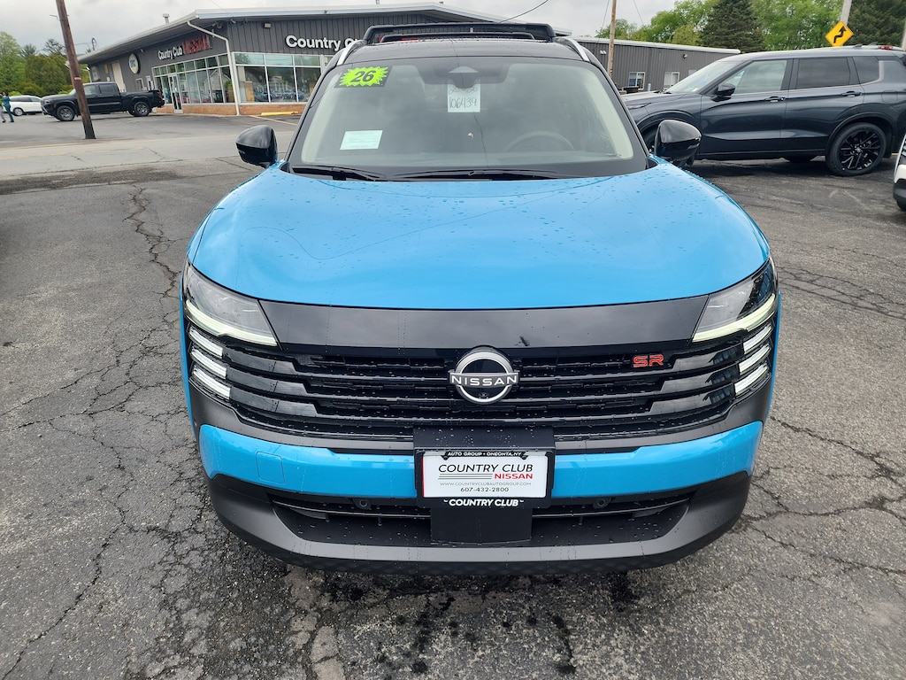 New 2026 Nissan Kicks SR SUV