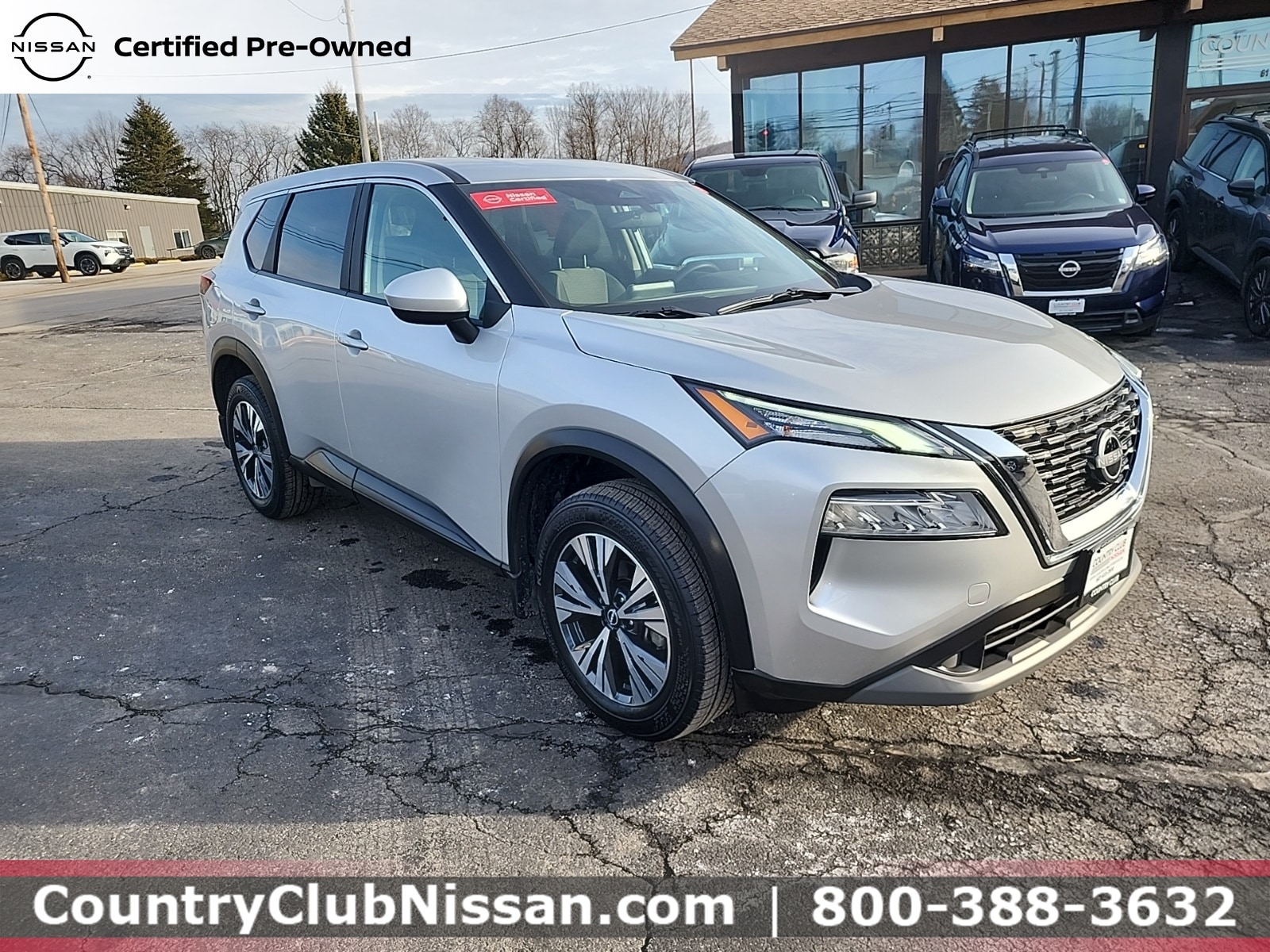 2023 Nissan Rogue SV's photo