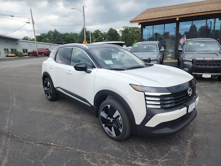2025 Nissan Kicks SR SUV