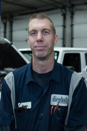 Staff member Kevin Sibenaller from ID_ca5546fa6666