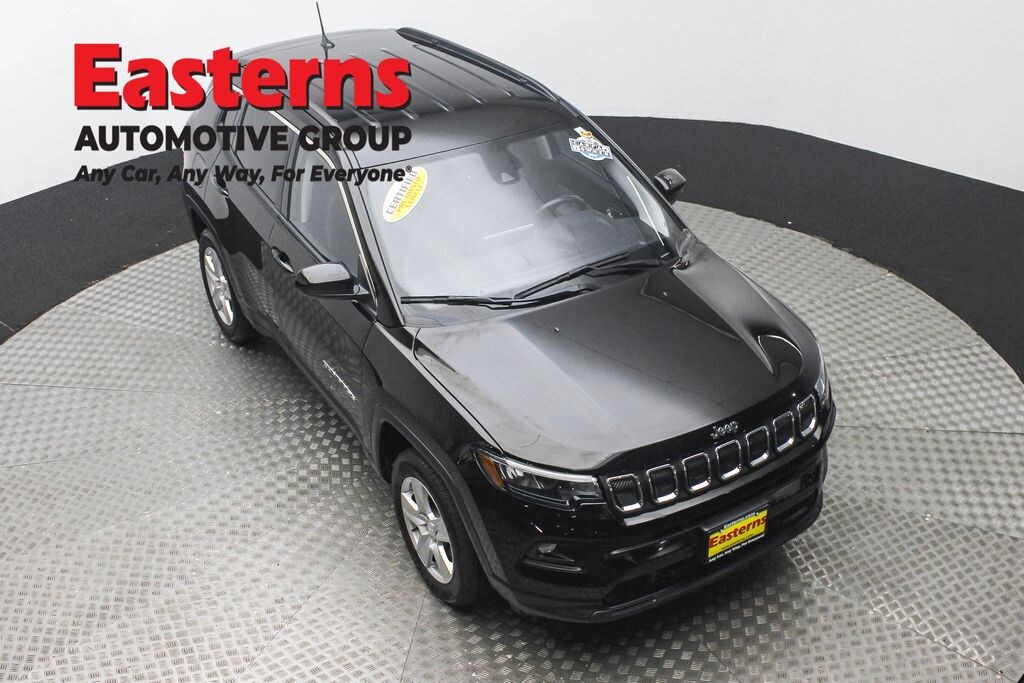 Used 2022 Jeep Compass Latitude SUV
