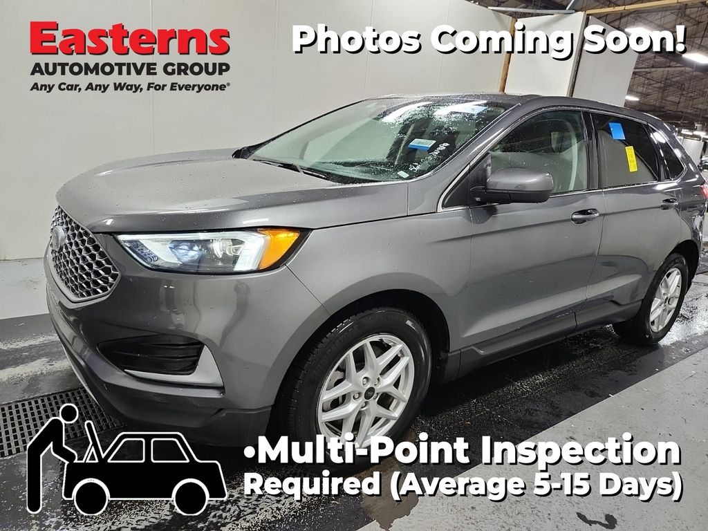 2023 Ford Edge SEL's photo