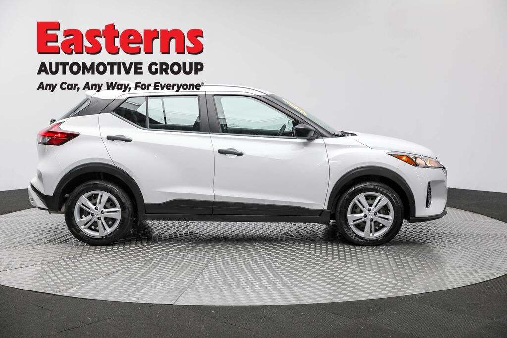Used 2022 Nissan Kicks S SUV