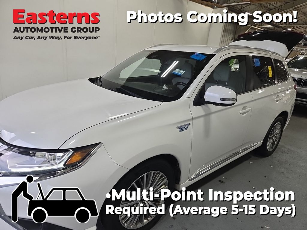 2020 Mitsubishi Outlander SEL PHEV S-AWC's photo