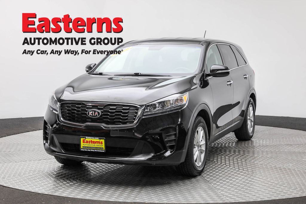 2019 Kia Sorento LX's photo
