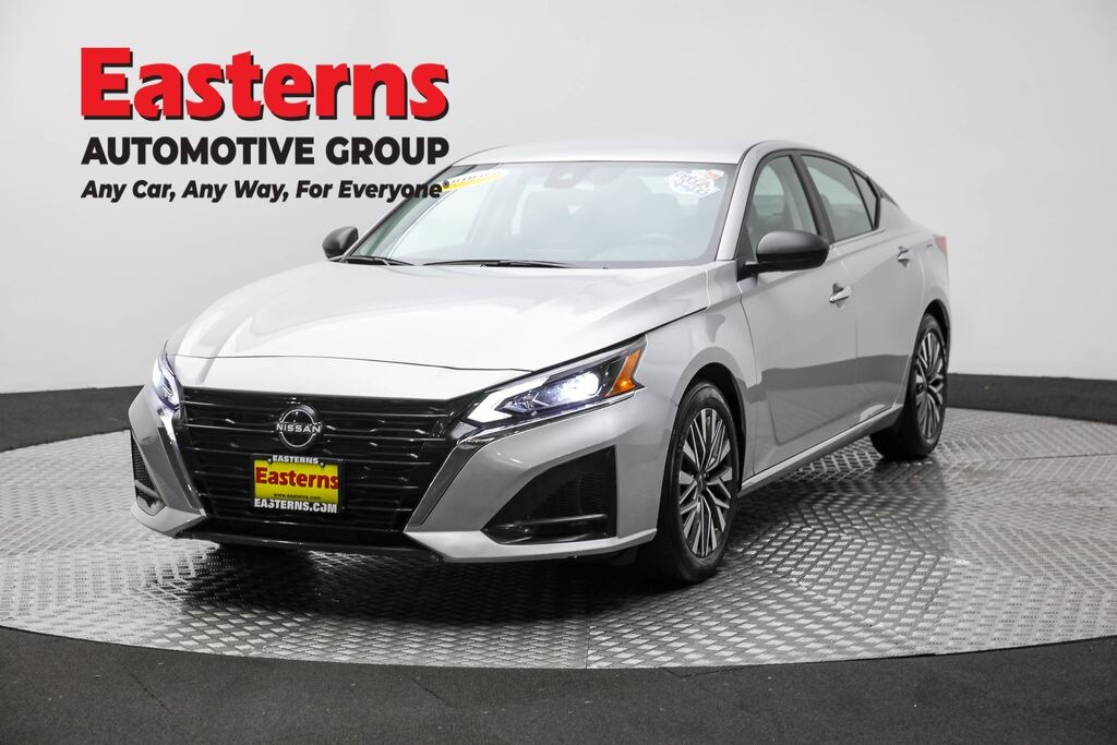 Used 2024 Nissan Altima 2.5 SV Sedan