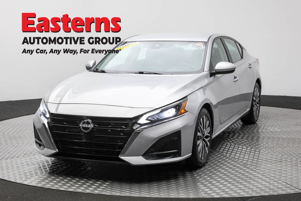 2023 Nissan Altima SV