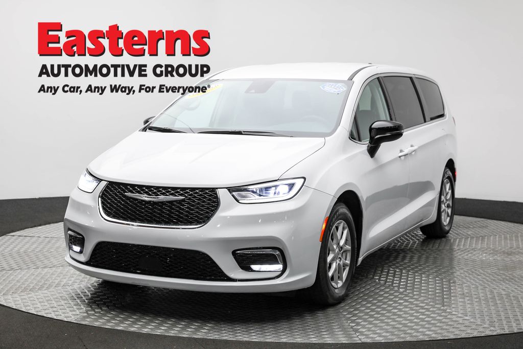 2024 Chrysler Pacifica