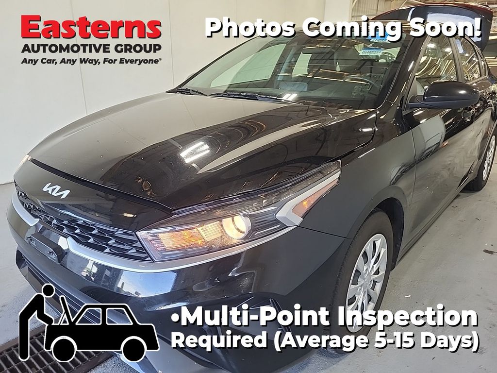 2023 Kia Forte LX AT's photo