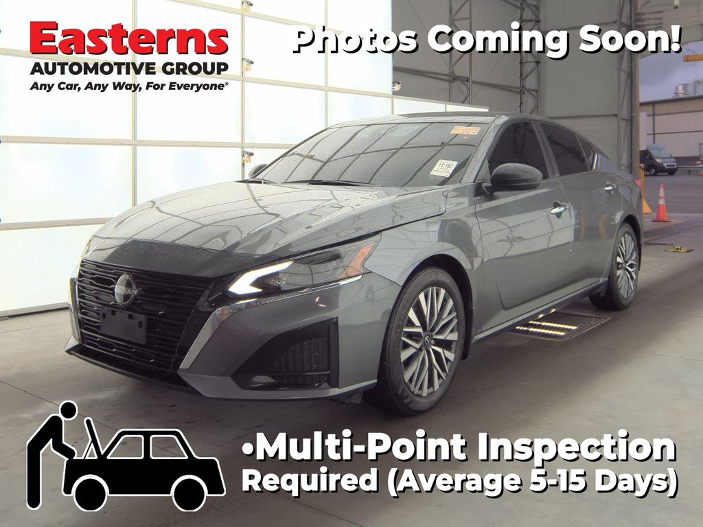 2024 Nissan Altima SV