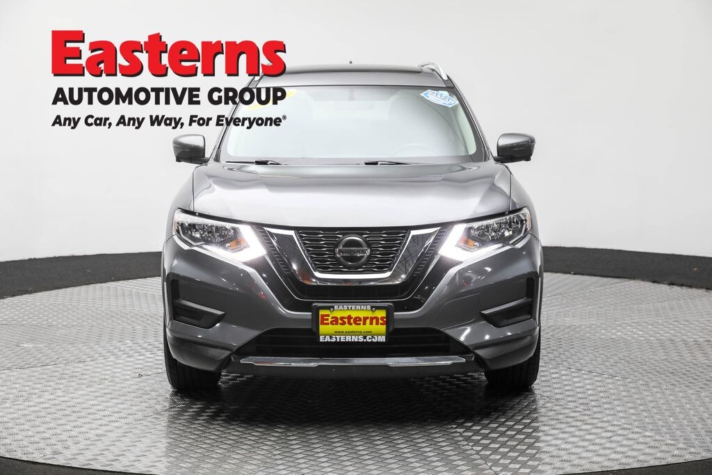 Used 2018 Nissan Rogue SV SUV