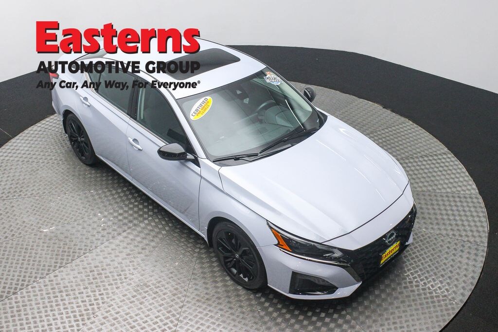 Used 2023 Nissan Altima 2.5 SR Sedan