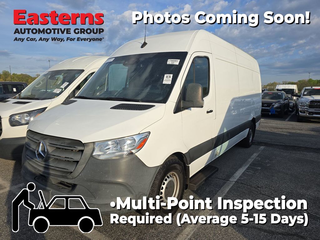 2021 Mercedes-Benz Sprinter 2500 Gas 170 WB High Roof's photo