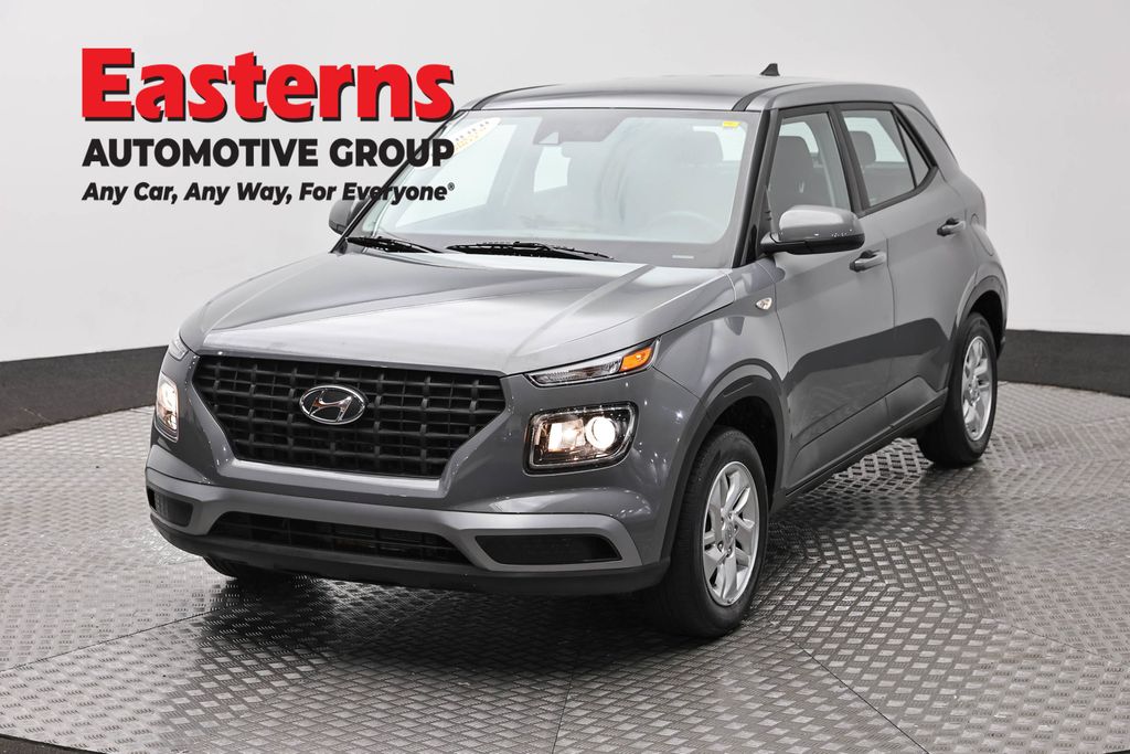 2022 Hyundai Venue SE