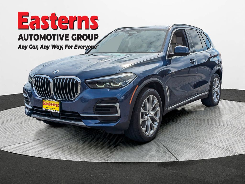 2022 BMW X5 40i's photo