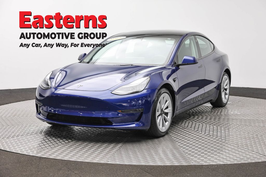 2023 Tesla Model 3 -'s photo