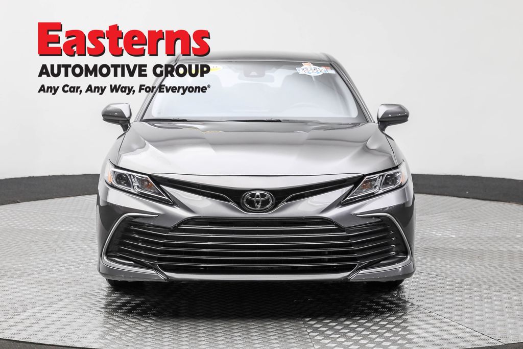 2024 Toyota Camry LE photo 2