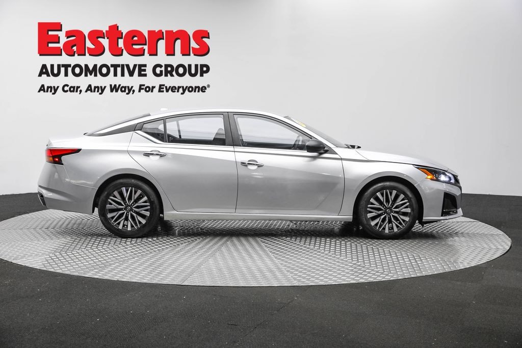 Used 2024 Nissan Altima 2.5 SV Sedan