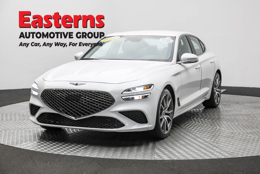 2022 GENESIS G70 Standard's photo
