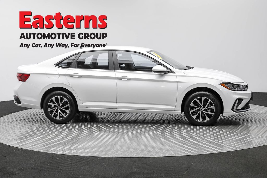 2025 Volkswagen Jetta S