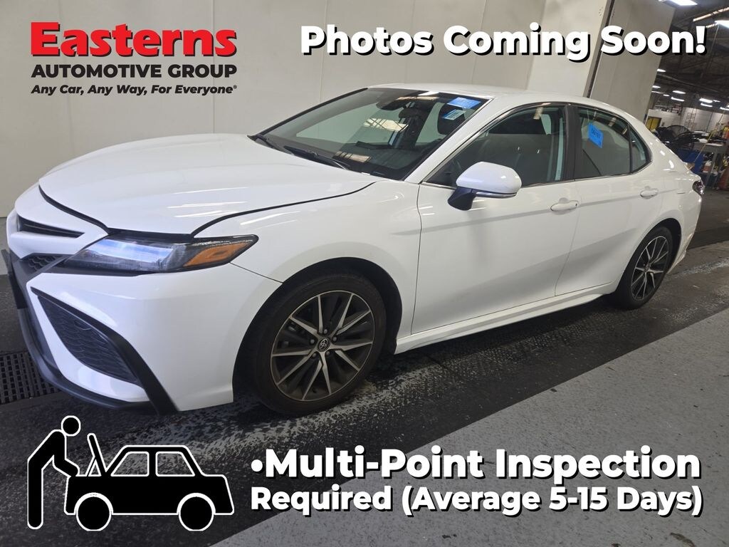 Used 2023 Toyota Camry SE Sedan