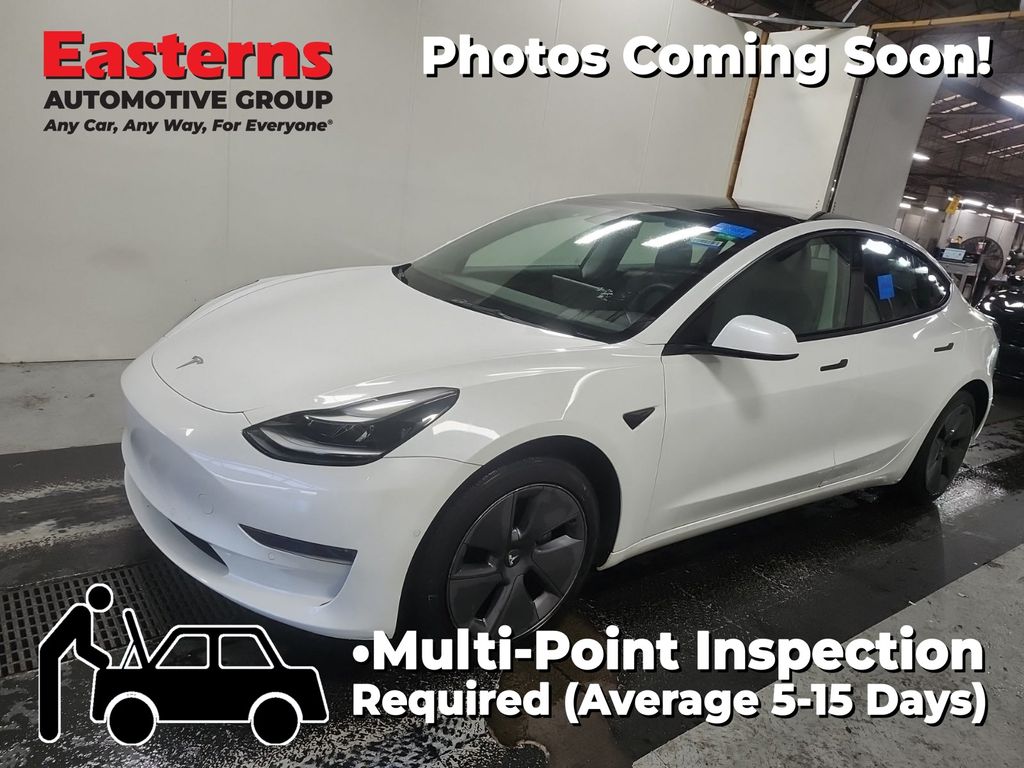 2022 Tesla Model 3 Base's photo